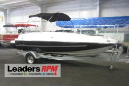 2018 Bayliner 195 Deck Boat
