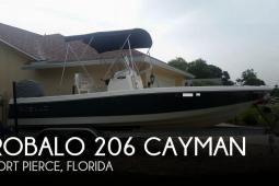 2016 Robalo 206 Cayman
