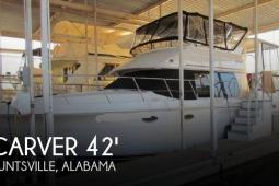 1999 Carver 406 Aft Cabin