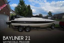 2014 Bayliner 210 Deck Boat