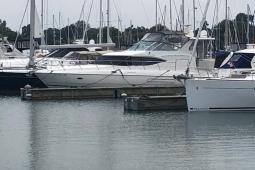 2003 Cruisers 4450 MOTORYACHT