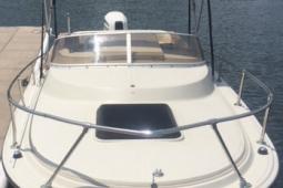 1985 Boston Whaler outrage 22 cuddy
