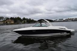 2015 Sea Ray 300 SLX