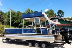 2018 Avalon Catalina Platinum Funship Entertainer 27'