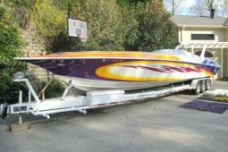 1990 Fountain 42 Lightning