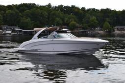2017 Regal 3200