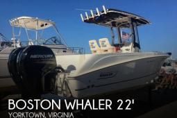 2015 Boston Whaler 220 Outrage