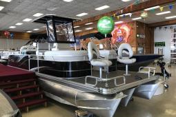 2018 Apex Q824 Angler Pro Sport Fish