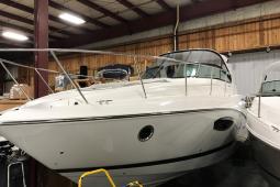 2018 Rinker 370EX
