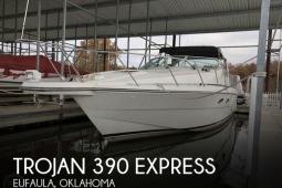 1995 Trojan 390 Express