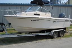 2018 Grady White Adventure 208