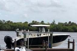 2016 Cobia 277 CC