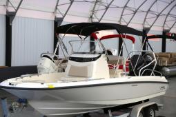 2019 Boston Whaler 210 Dauntless
