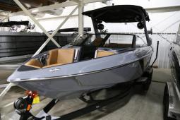 2019 Malibu 23 LSV