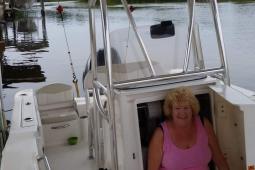 2016 Robalo R200