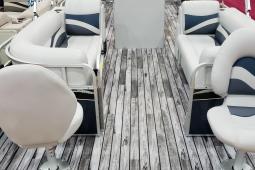 2019 Apex 822/824 Angler Qwest Pro Troll