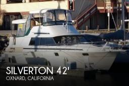 1982 Silverton 42 Aft Cabin