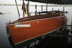 1988 Hacker Craft 30 Triple Cockpit