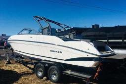 2018 Rinker Q7