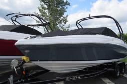 2018 Rinker Q5 I/O