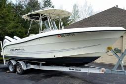 2007 Hydra Sports 2500 Vector CC