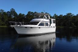 1990 Aquarius Motor Yacht