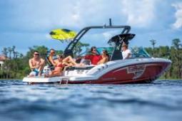 2019 Chaparral 23 H2O Surf