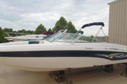 2002 Rinker 272 Captiva