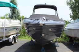 2017 Cruisers 298 Bow Riders