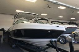 2019 Rinker 29QX