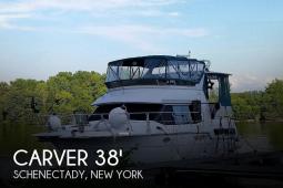 1993 Carver 370 Aft Cabin