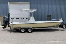 2009 Yellowfin 24 Bay