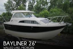 2012 Bayliner 266 Discovery