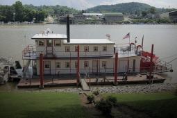 2001 Custom Built 79 Sternwheel Paddleboat