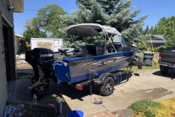 2015 Lowe FM165