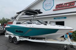 2019 Malibu 22 LSV