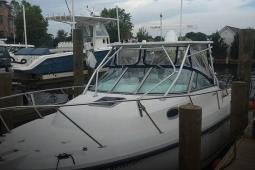 2001 Boston Whaler 28 Conquest