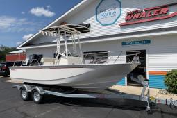 2020 Boston Whaler 190 Montauk