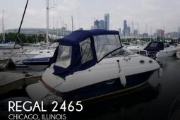 2004 Regal 2465 Commodore