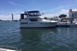 1993 Carver 370 AFT CABIN