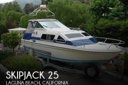 1983 Skipjack 25 Cabin Cruiser
