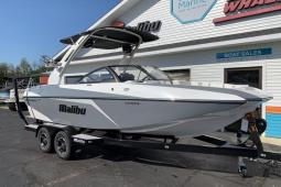 2019 Malibu 21 MLX