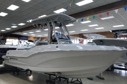 2020 Crownline 230 Finnseeker