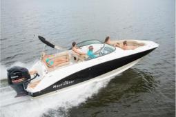 2020 Nautic Star 243 DC