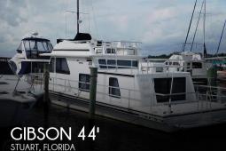 1999 Gibson 44 Cabin Yacht