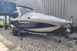 2019 Mastercraft XT Series