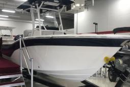 2019 Sea Fox 248 Commander