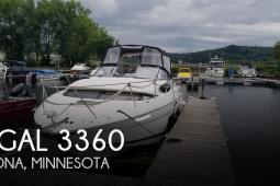 2005 Regal 3360 Window Express Cruiser