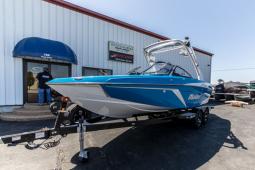 2019 Malibu 22 LSV