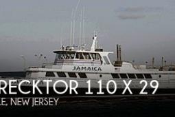 1977 Derecktor Pilothouse 110 X 29